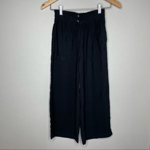 Zara Wide leg Black Capri Pants